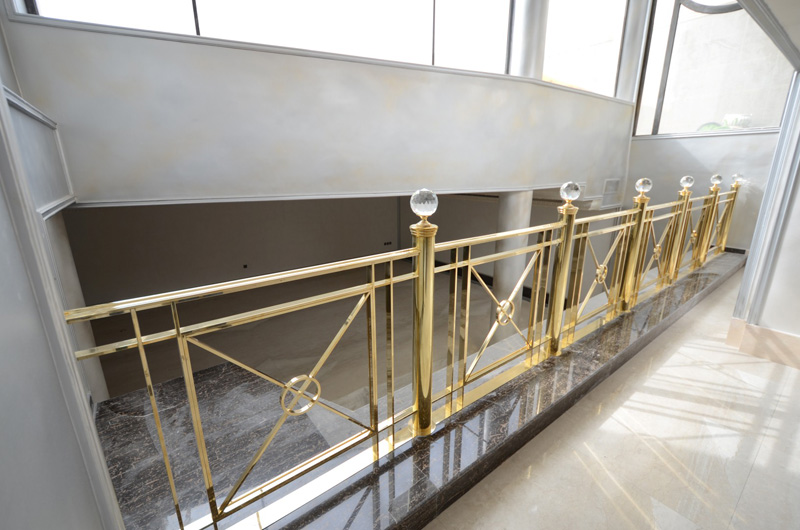 Handrails / Balustrades (Brass & Bronze)