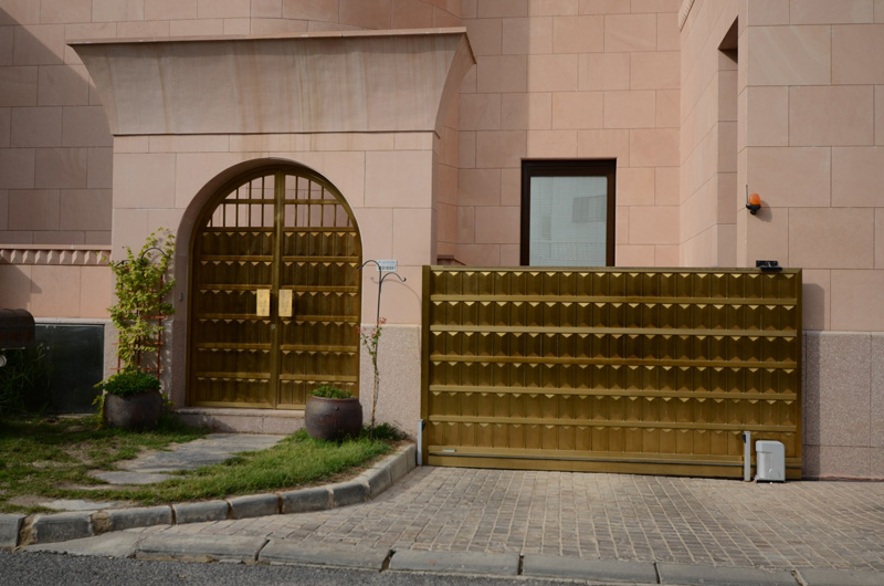Fences / Gates (Brass & Bronze)